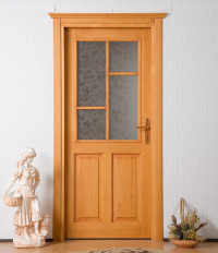 25-Masif Ahşap Çıtalı Kapı 